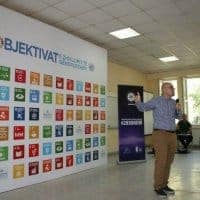 Elvis Plaku te Samiti per te Miren Sociale